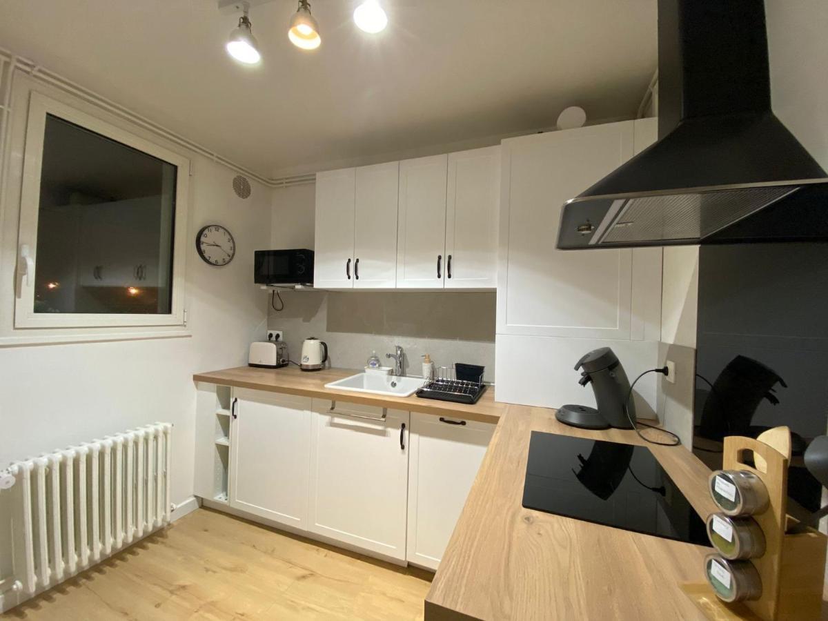 Appartement Cosy Pres De La Gare Avec Parking Saint-Pierre-des-Corps Buitenkant foto